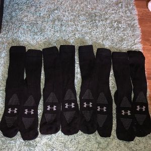 4 pack Under Armour athletic training crew socks